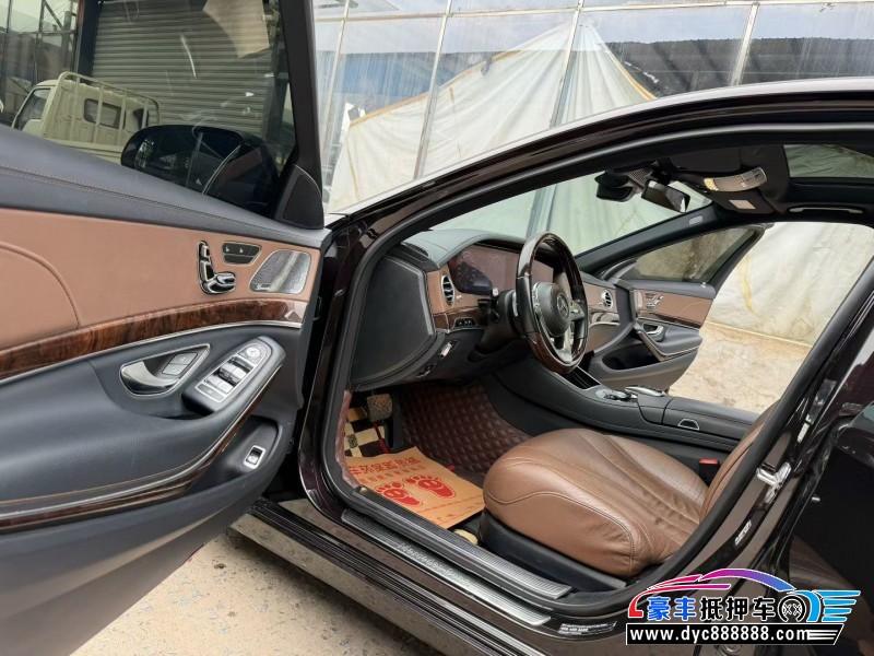 18年奔驰S轿车抵押车出售