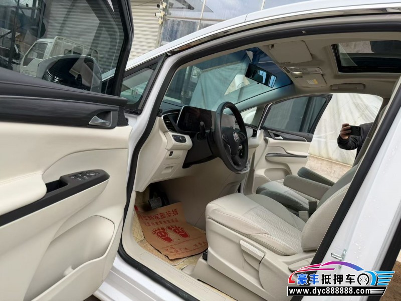 24年别克GL8MPV抵押车出售