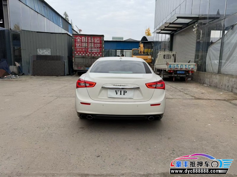 15年玛莎拉蒂Ghibli轿车抵押车出售