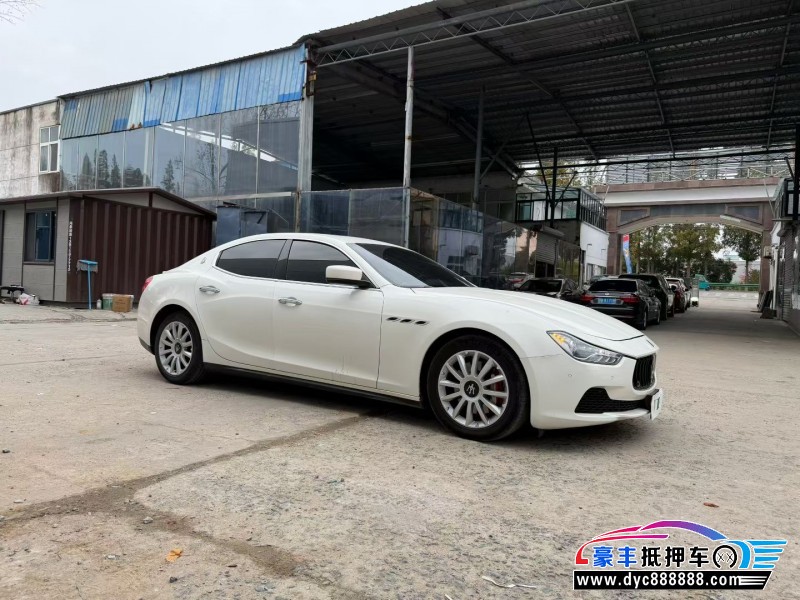 15年玛莎拉蒂Ghibli轿车抵押车出售