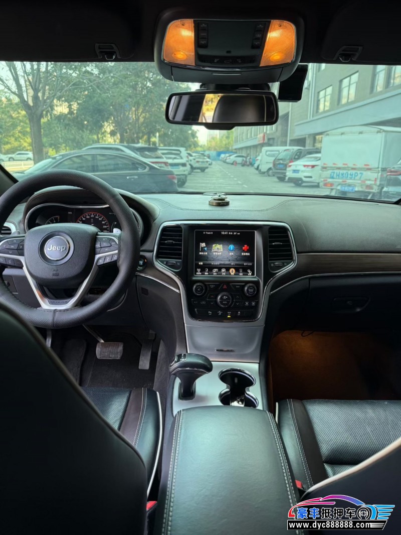 16年Jeep大切诺基SUV抵押车出售