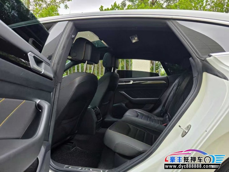 21年大众CC轿车抵押车出售