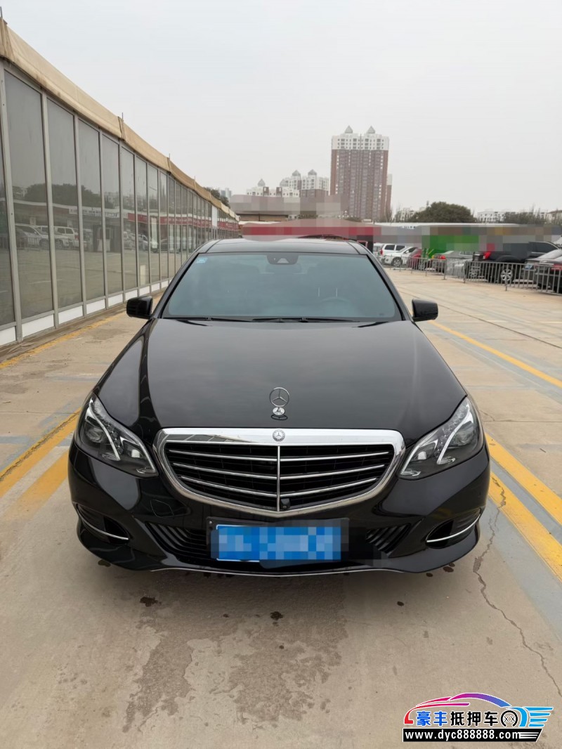 13年奔驰E轿车抵押车出售