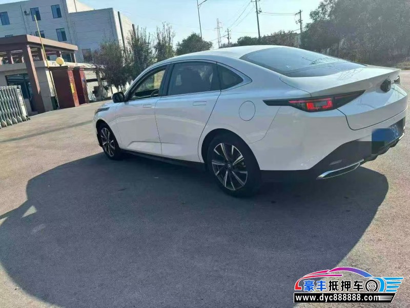 24年长安逸动轿车抵押车出售