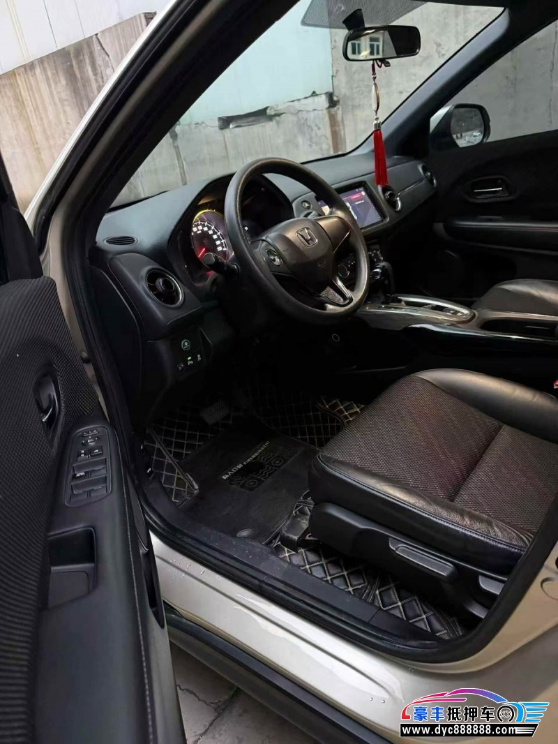 19年本田XRV轿车抵押车出售