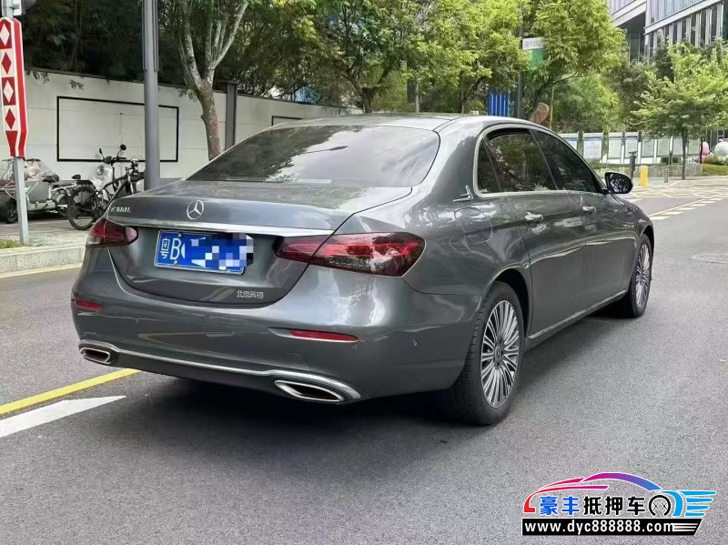 22年奔驰E轿车抵押车出售