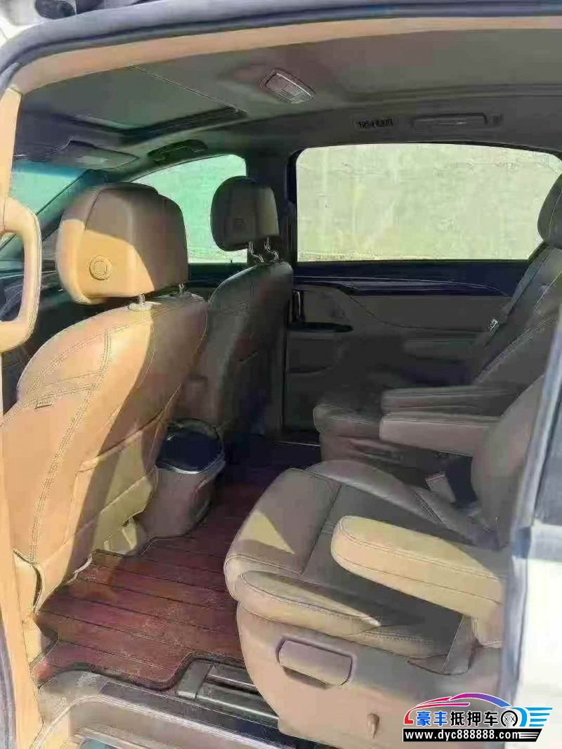 18年别克GL8MPV抵押车出售