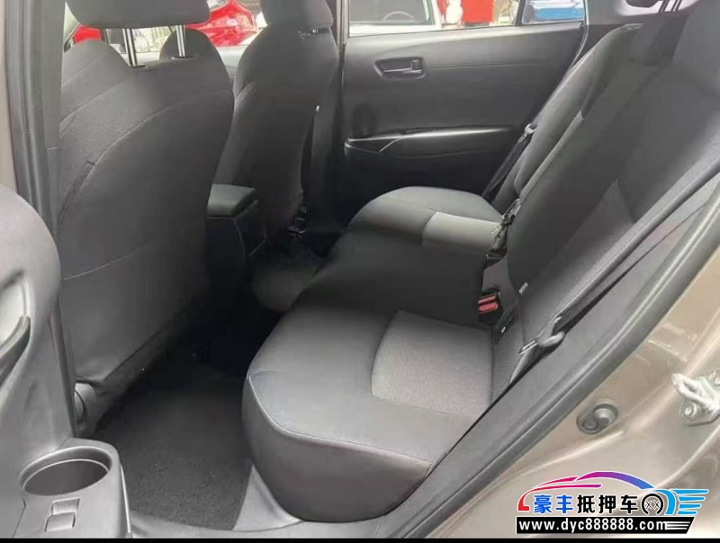 23年丰田锋兰达轿车抵押车出售