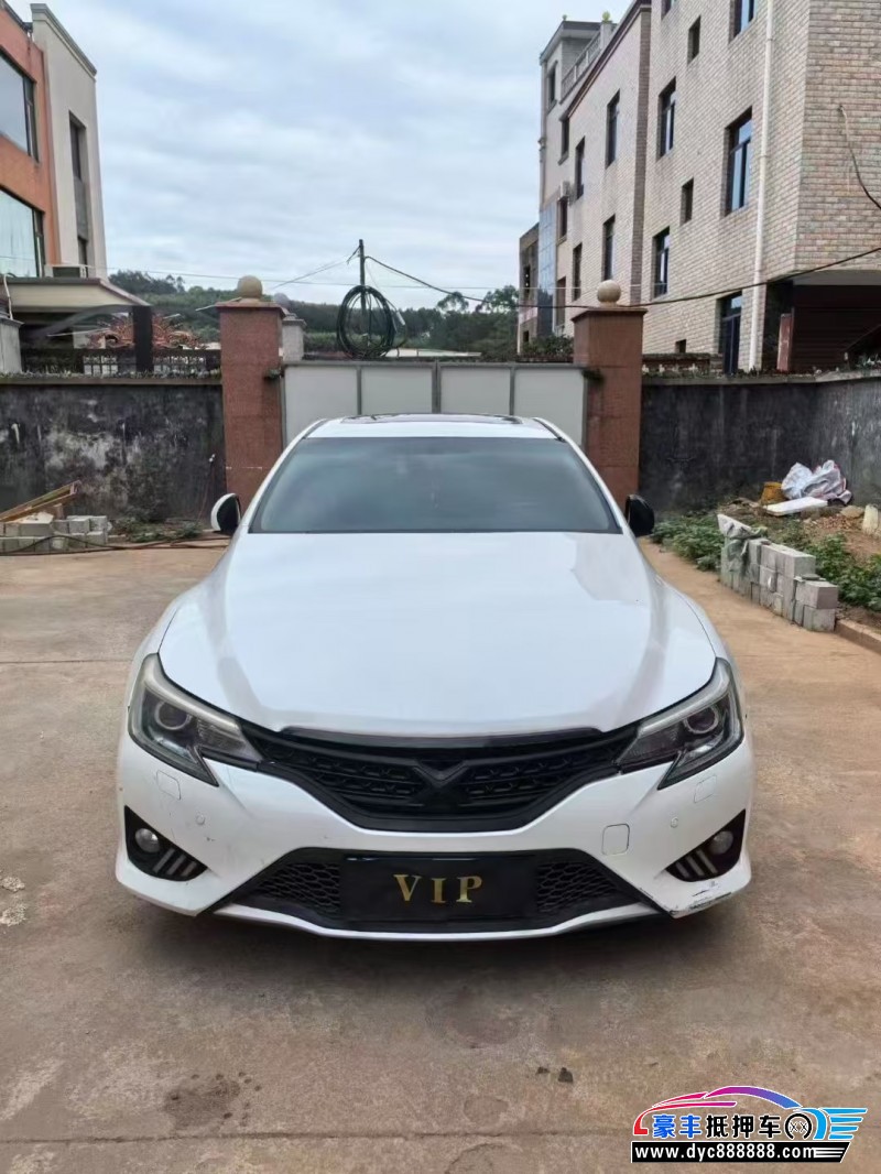 10年丰田锐志轿车抵押车出售