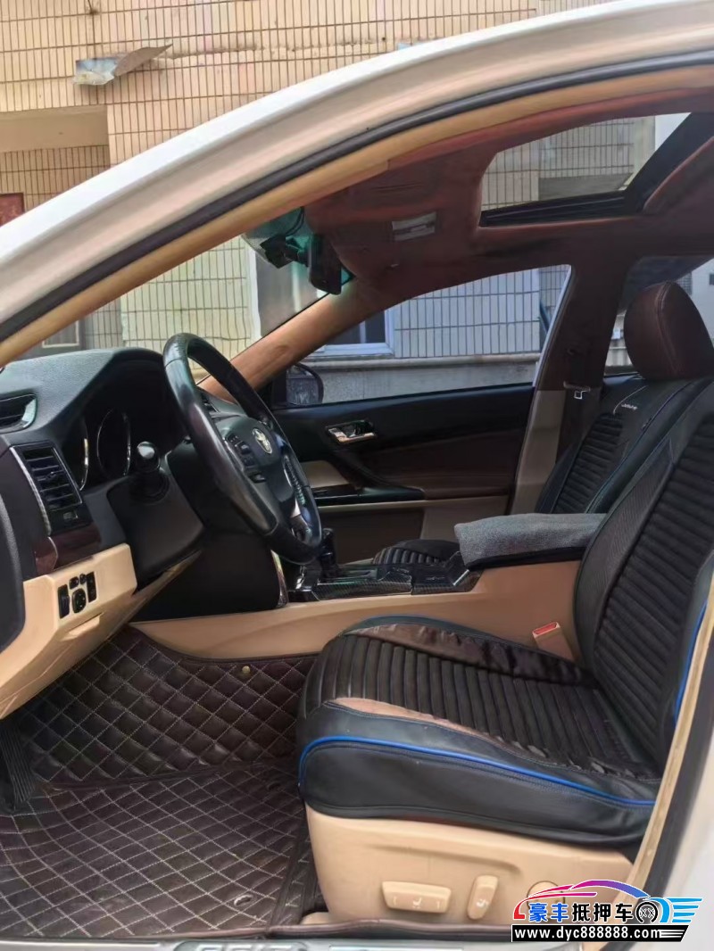 10年丰田锐志轿车抵押车出售