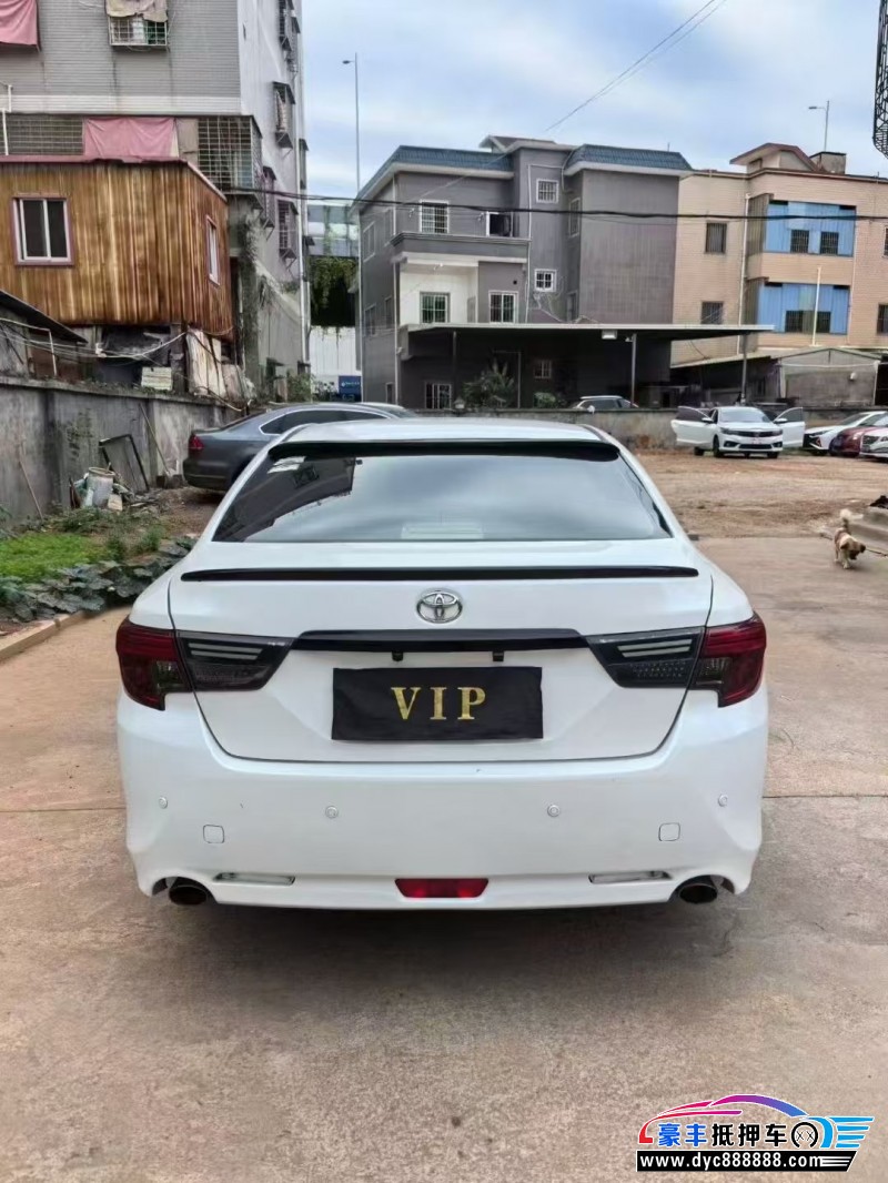 10年丰田锐志轿车抵押车出售