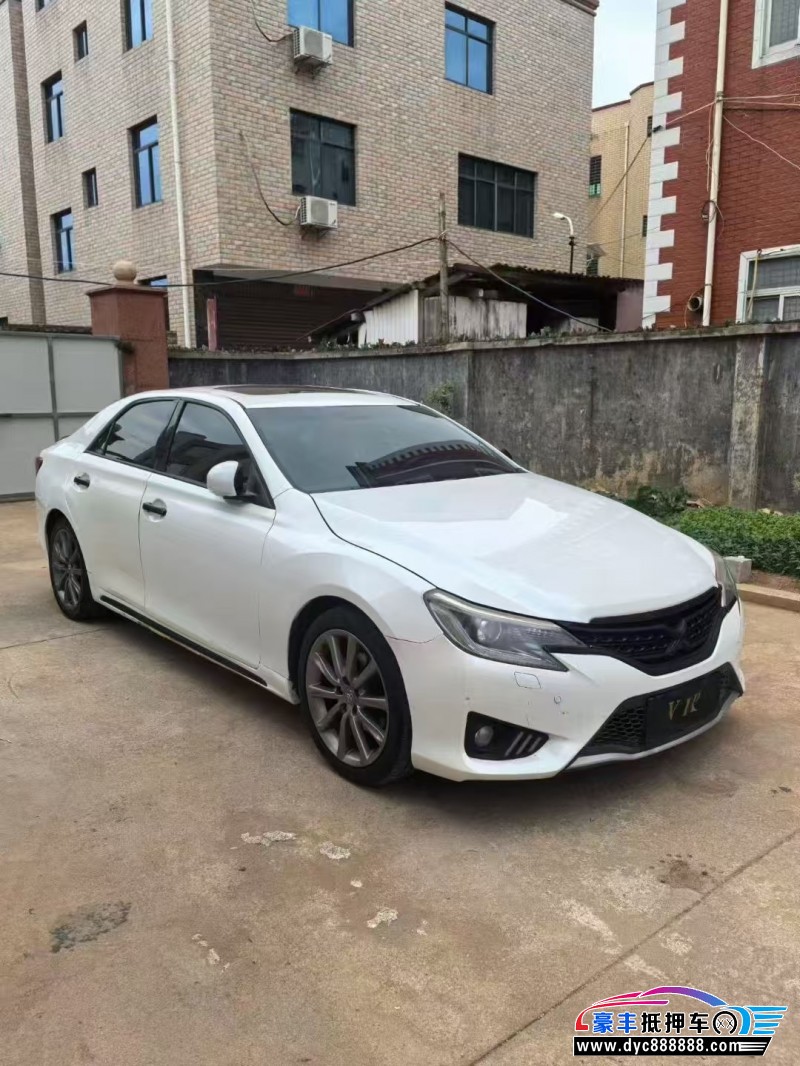 10年丰田锐志轿车抵押车出售