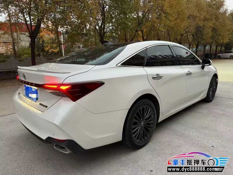 19年丰田亚洲龙轿车抵押车出售