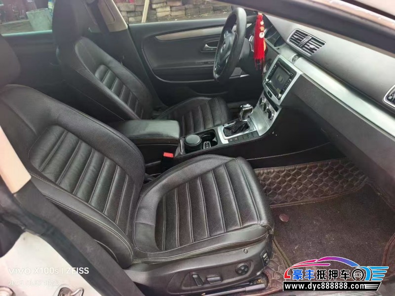 17年大众CC轿车抵押车出售