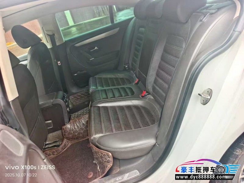 17年大众CC轿车抵押车出售