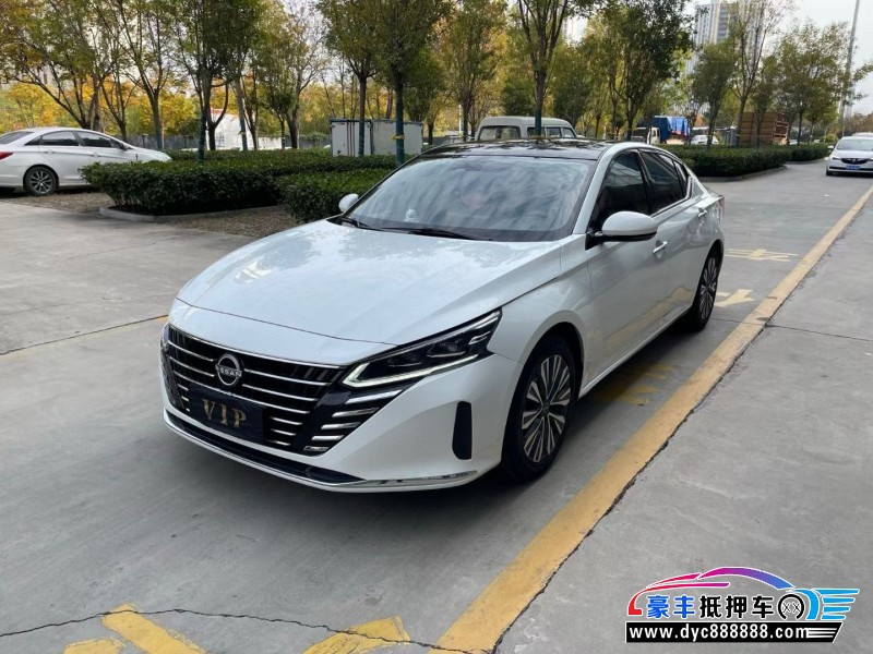 23年日产天籁轿车抵押车出售