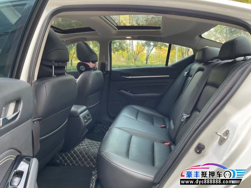 23年日产天籁轿车抵押车出售