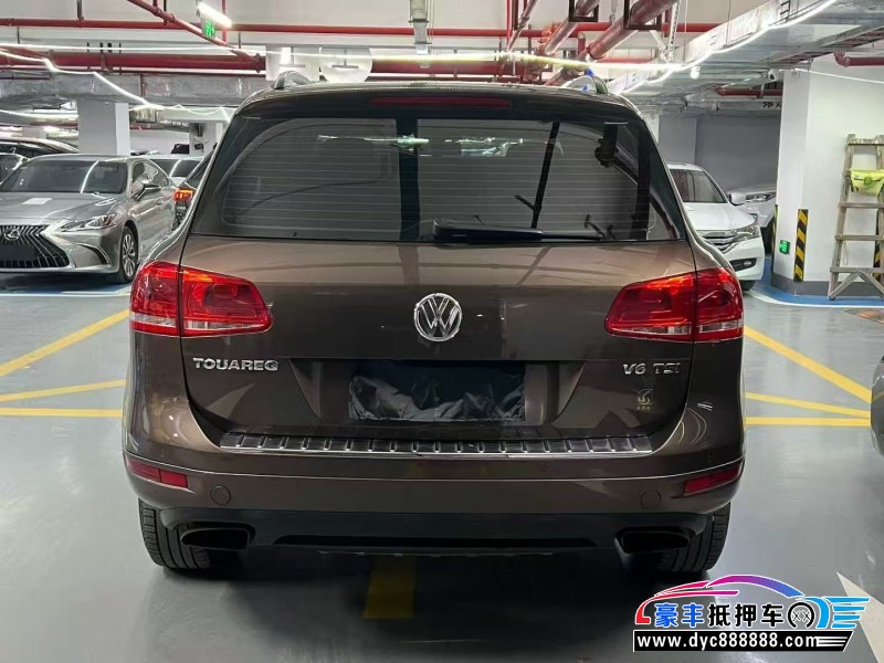 17年大众途锐轿车抵押车出售