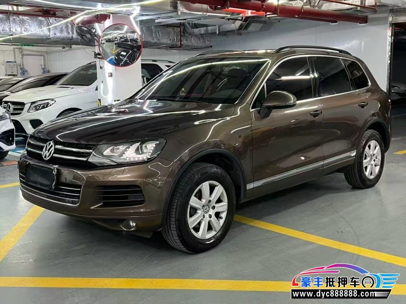 17年大众途锐轿车抵押车出售