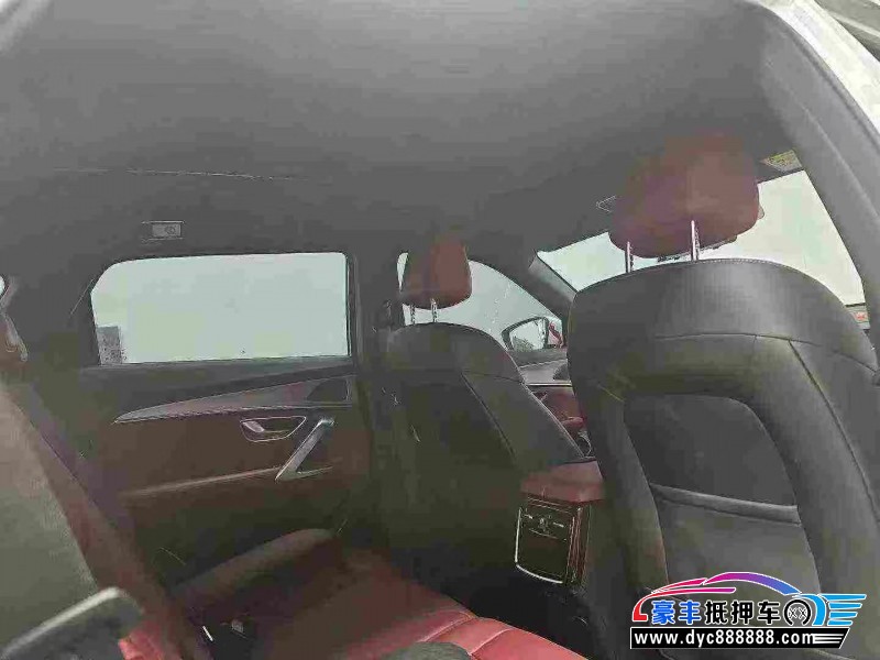 25年捷途X70轿车抵押车出售