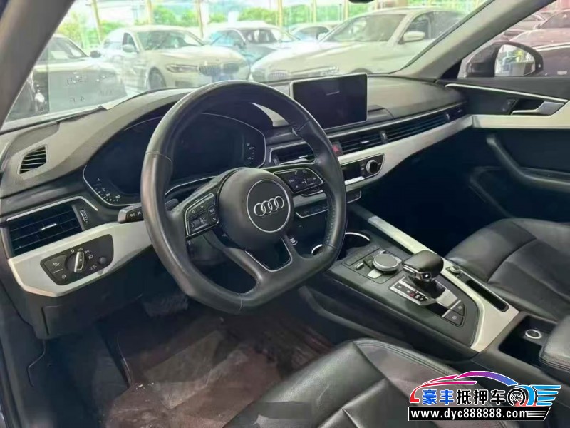 20年奥迪A4L轿车抵押车出售