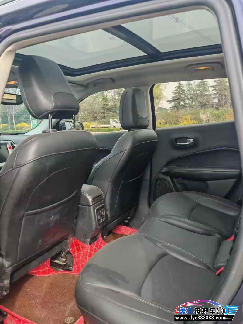 20年Jeep指南者轿车抵押车出售