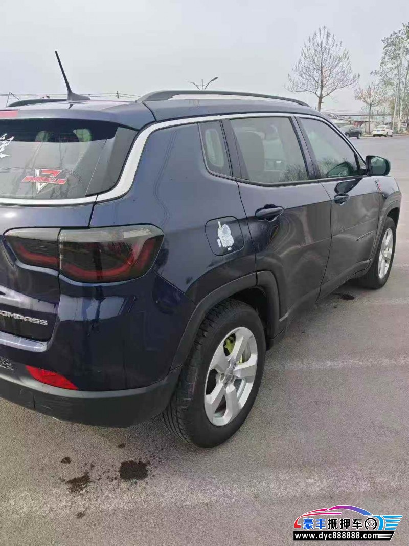 20年Jeep指南者轿车抵押车出售