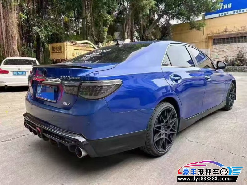 12年丰田锐志轿车抵押车出售