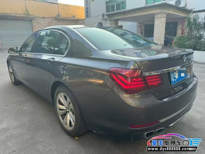 13年宝马7系轿车抵押车出售