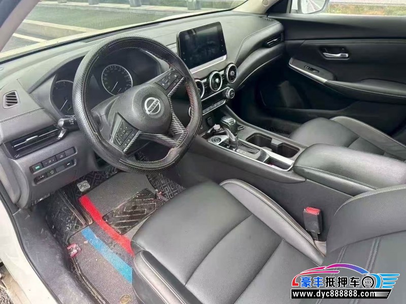 20年日产轩逸轿车抵押车出售