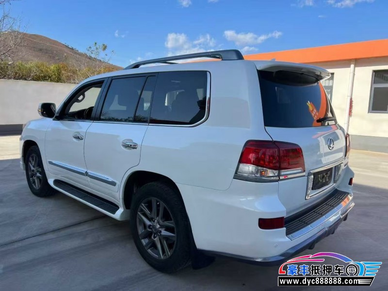 17年雷克萨斯LX轿车抵押车出售