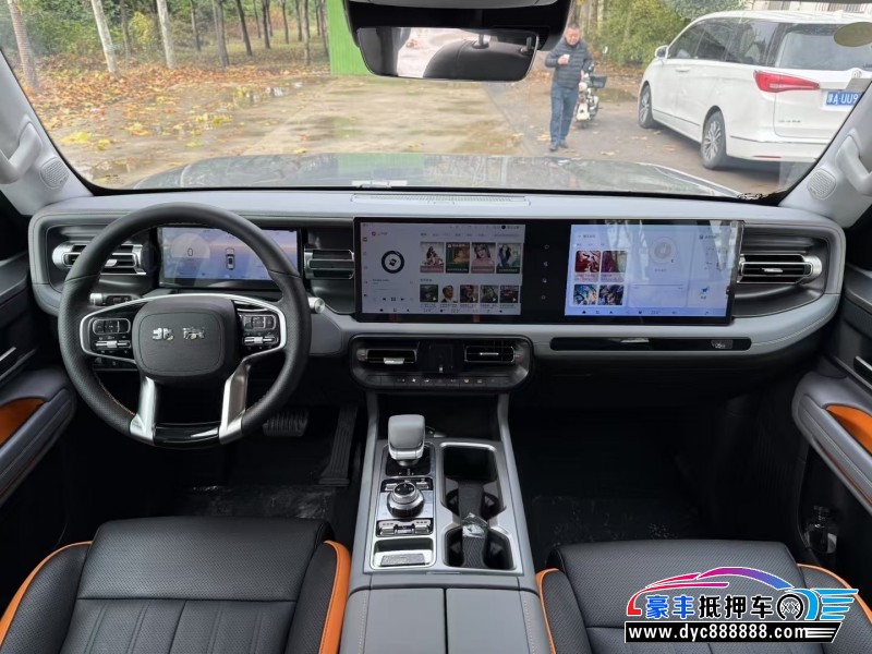 25年北京BJ40轿车抵押车出售