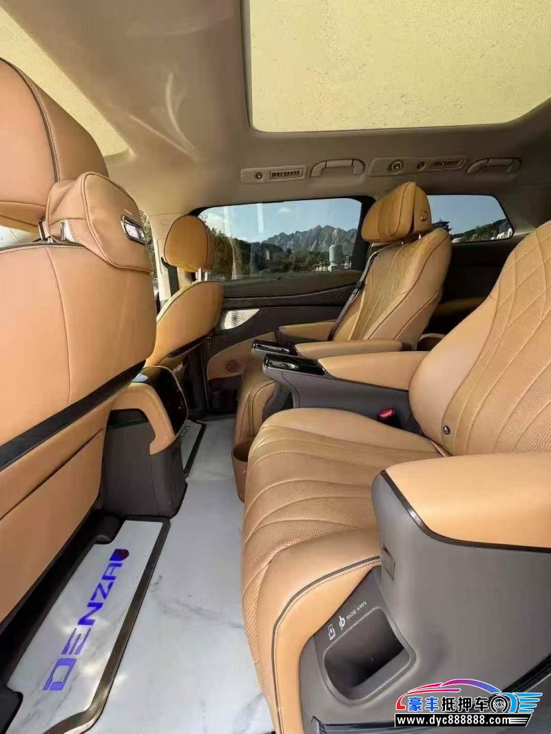 23年腾势D9轿车抵押车出售