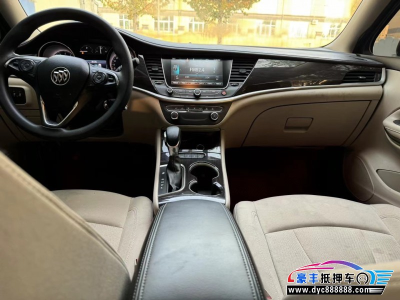 17年别克威朗轿车抵押车出售