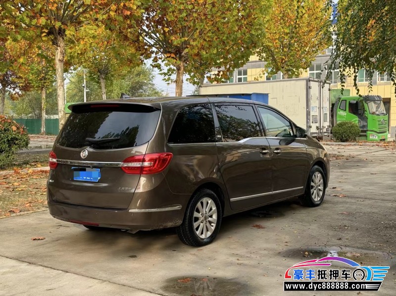 15年别克GL8轿车抵押车出售