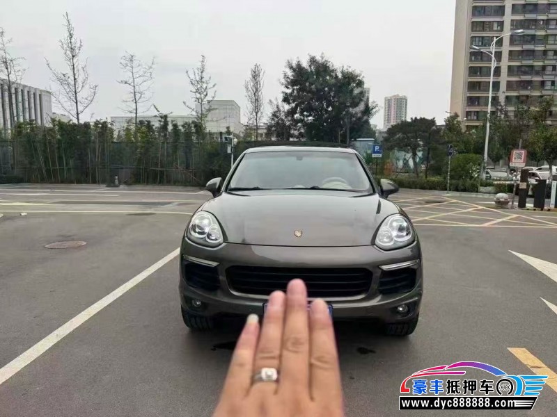15年保时捷卡宴轿车抵押车出售