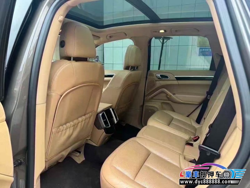 15年保时捷卡宴轿车抵押车出售