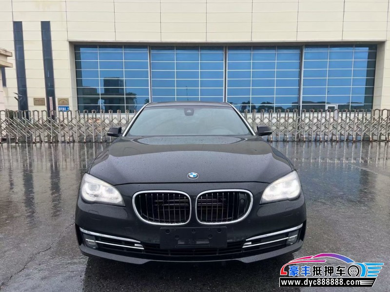 14年宝马7系轿车抵押车出售