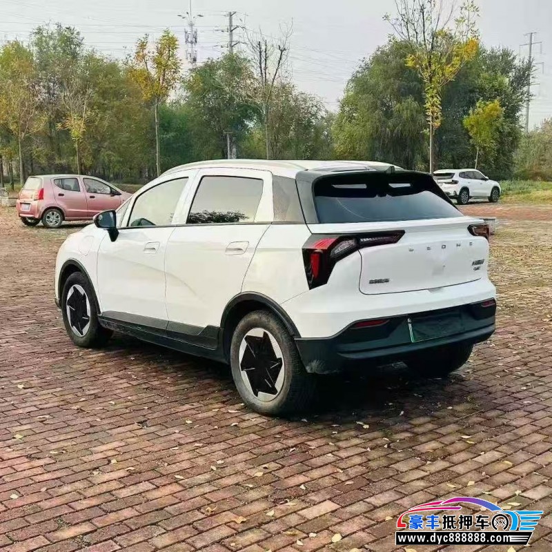 24年吉利几何轿车抵押车出售