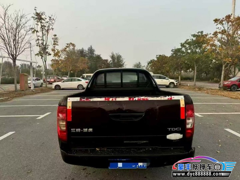 17年江铃域虎轿车抵押车出售