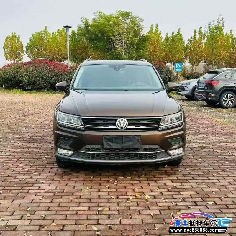 17年大众途威轿车抵押车出售