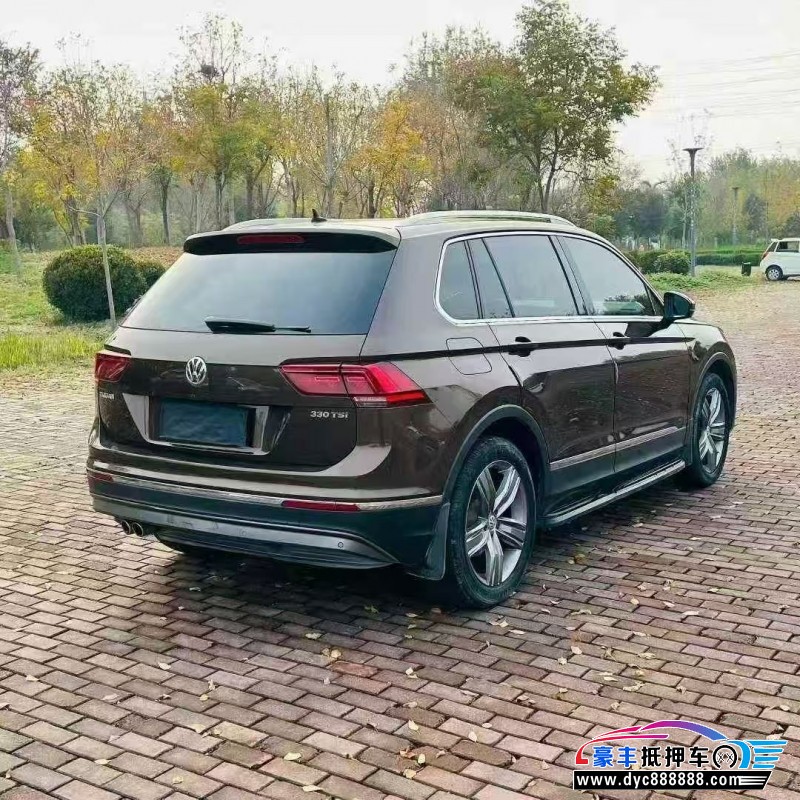 17年大众途威轿车抵押车出售