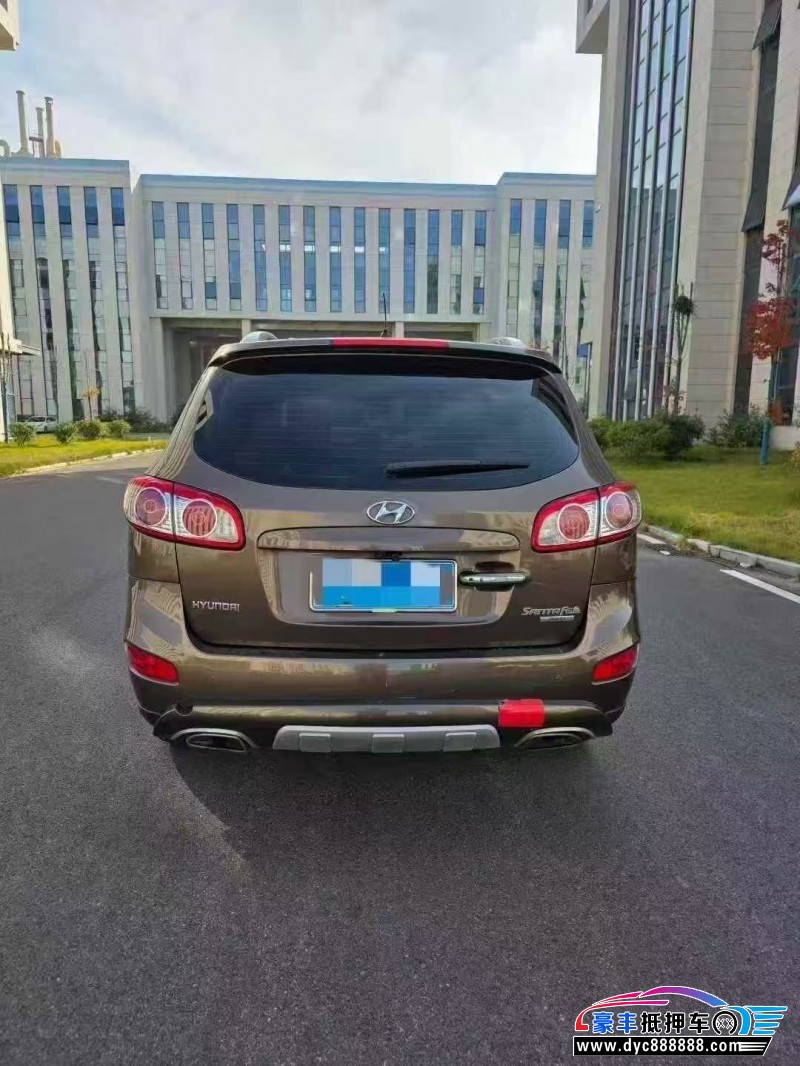 11年现代新胜达轿车抵押车出售