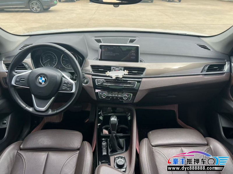 17年宝马X1轿车抵押车出售