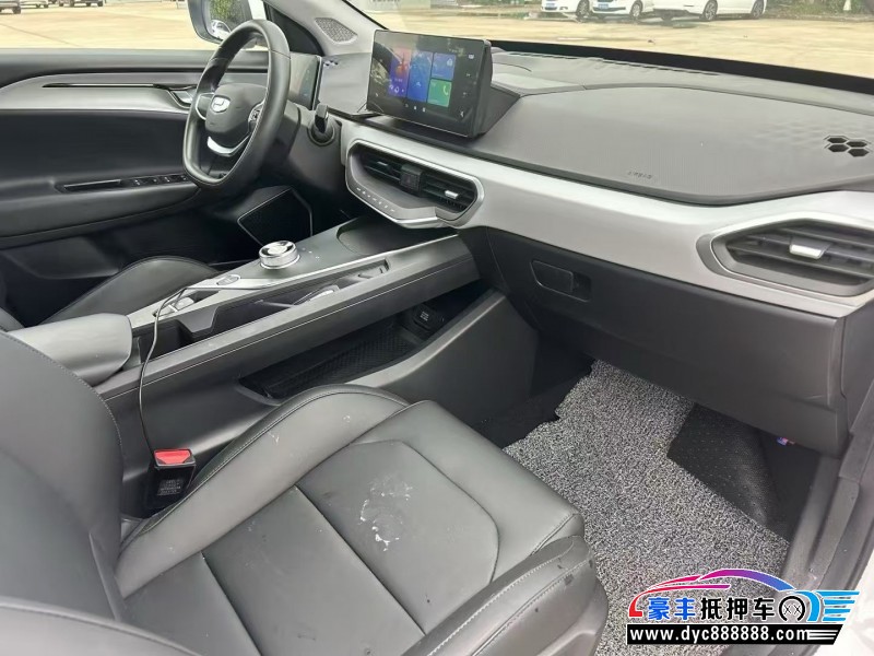 24年吉利几何轿车抵押车出售