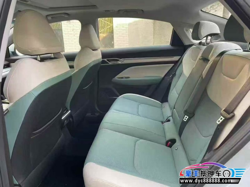 24年吉利帝豪轿车抵押车出售