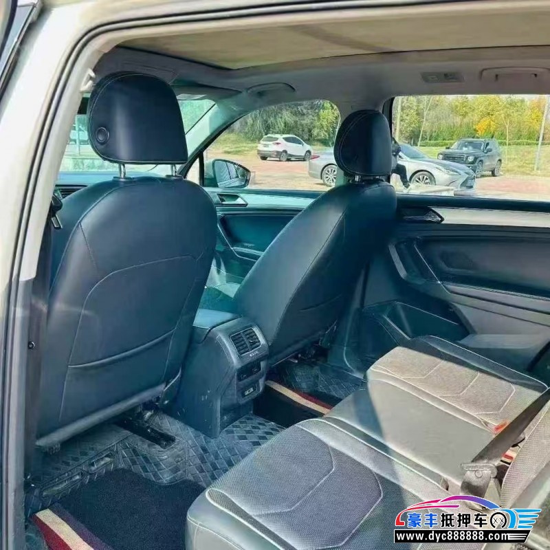 18年大众途观轿车抵押车出售