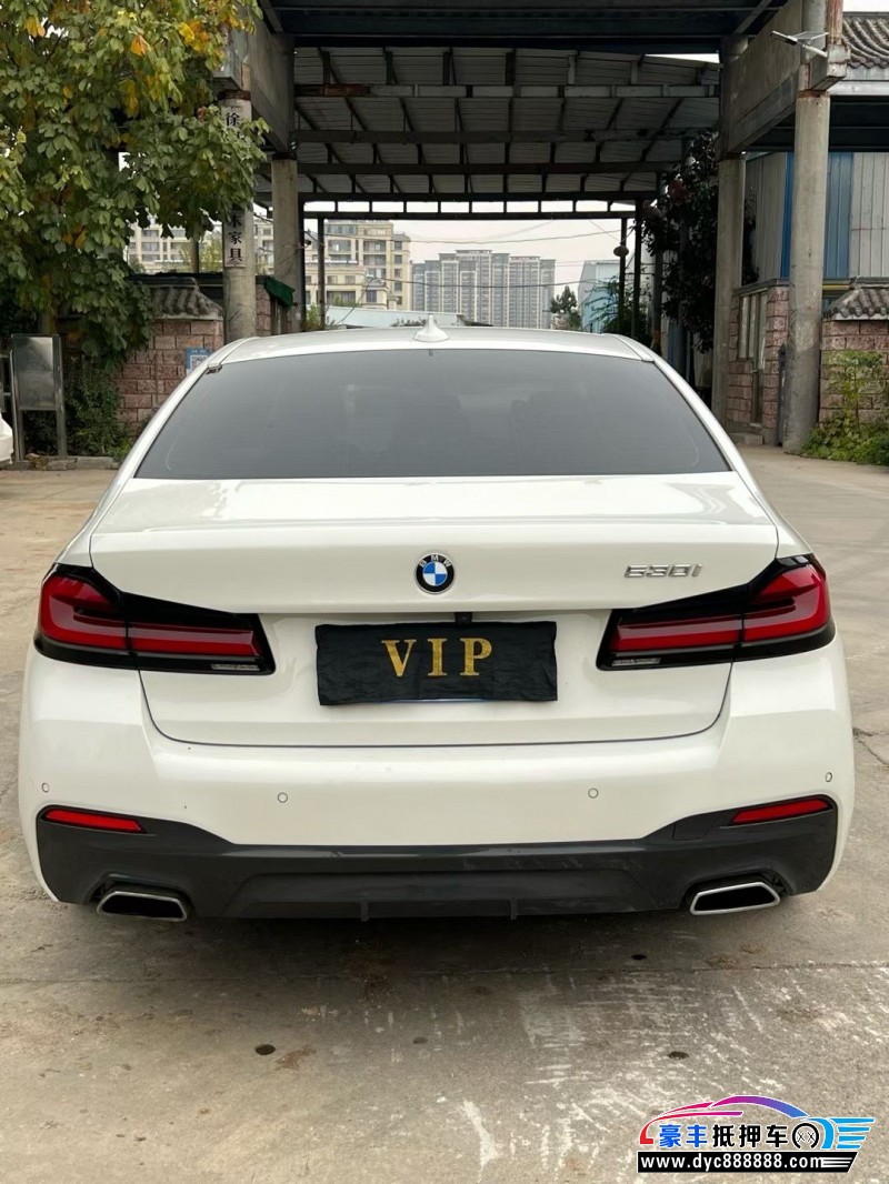 22年宝马5系轿车抵押车出售