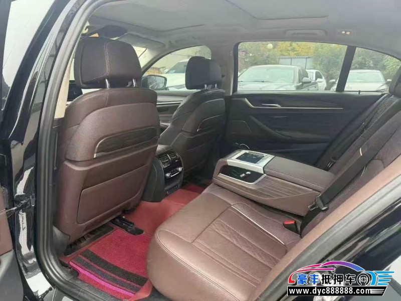 20年宝马5系轿车抵押车出售