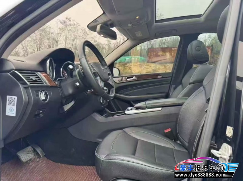 14年奔驰ML轿车抵押车出售